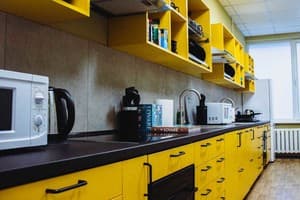 ТРІНІТІ ХАУС 7