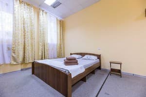 Возле Бессарабки на ул. Кропивницкого 2